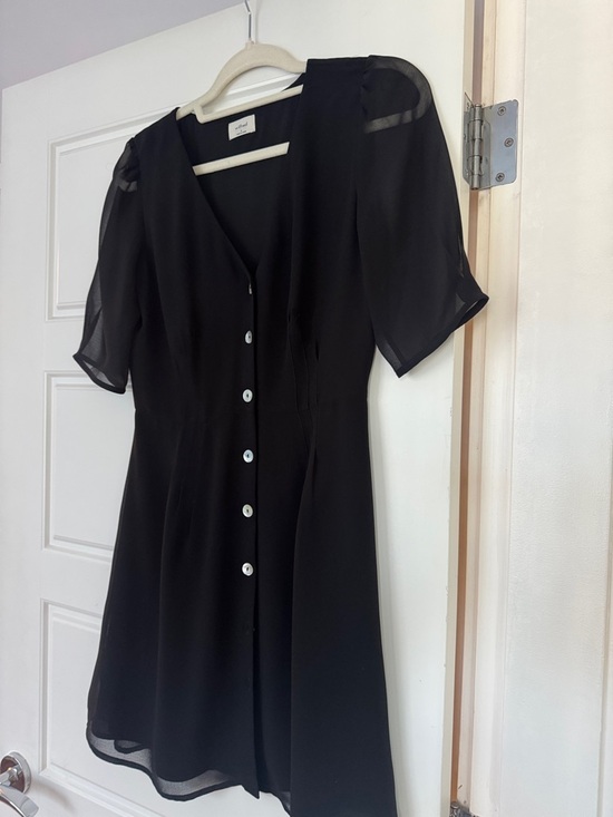 Wilfred Dresses & Skirts - Wilfred Black Button-Front Mini Dress